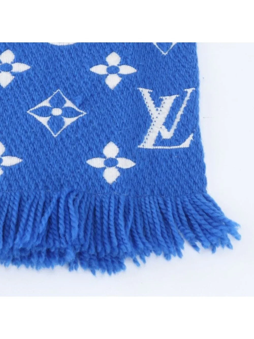 Louis Vuitton Tag Echarpe Logo Mania Silk Monogram Blue Scarf